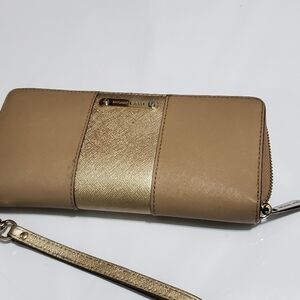 MICHAEL KORS MET Center Stripe Women's MK Travel Continental Wallet Clutch